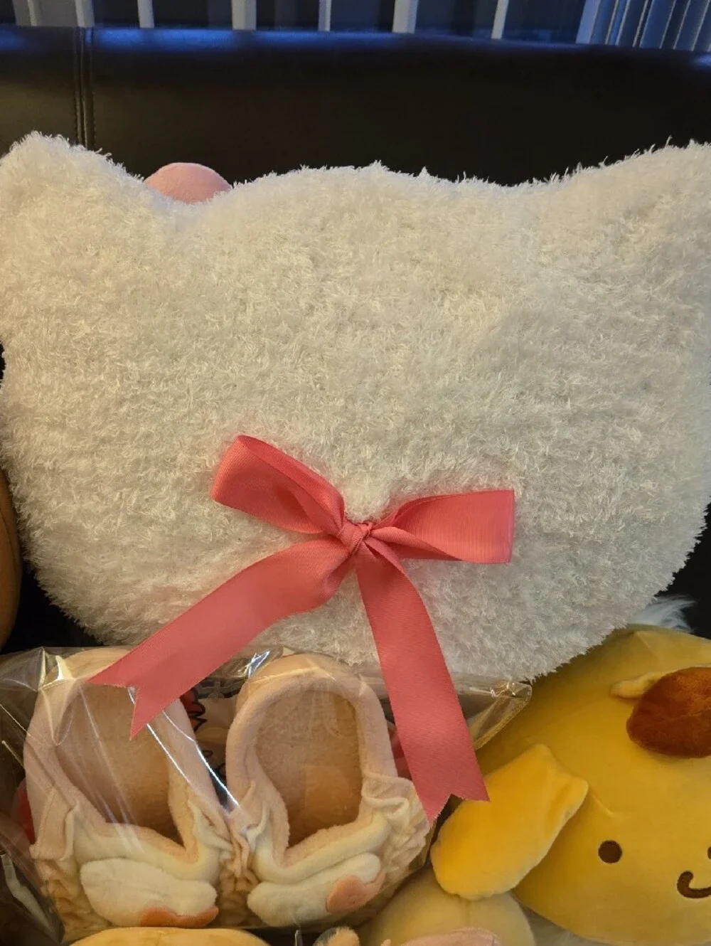 Sanrio Hello Kitty Plush Pillow - White with Pink Bow